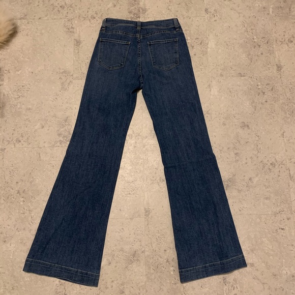 Just Black Jeans! - Picture 3 of 4